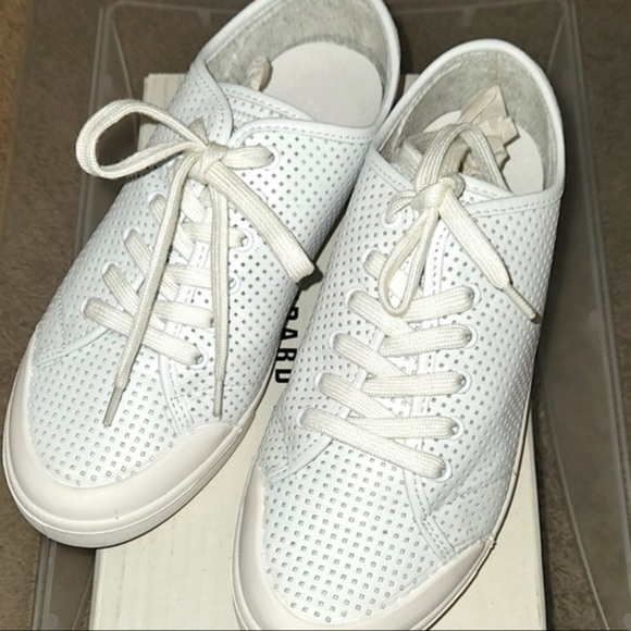 NIB! Rag & Bone Standard Issue Lace Up Sneakers in White. - Picture 9 of 9